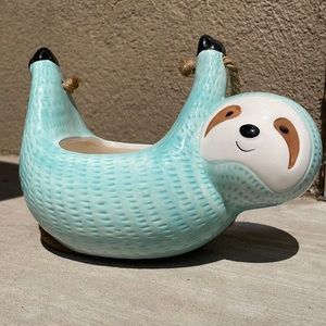 Sloth light blue rope hanging planter